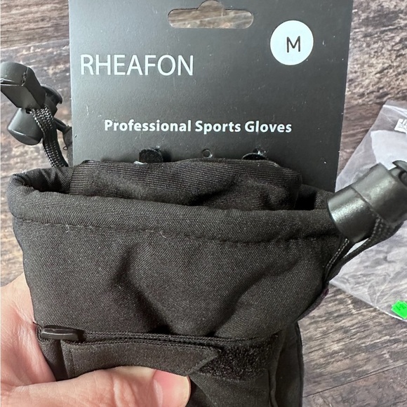 Rheafon Ski Snow Black Winter Gloves Waterproof Adjustable Cuffs Mens Medium - Picture 6 of 7